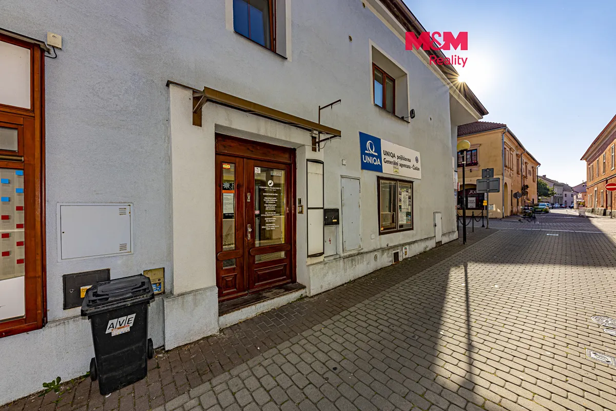 Pronájem obchodního prostoru 43 m²
